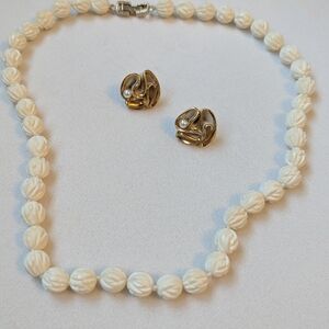 Cream Beaded Choker Necklace and Earring Set